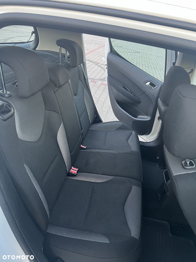 Peugeot 308 - 7