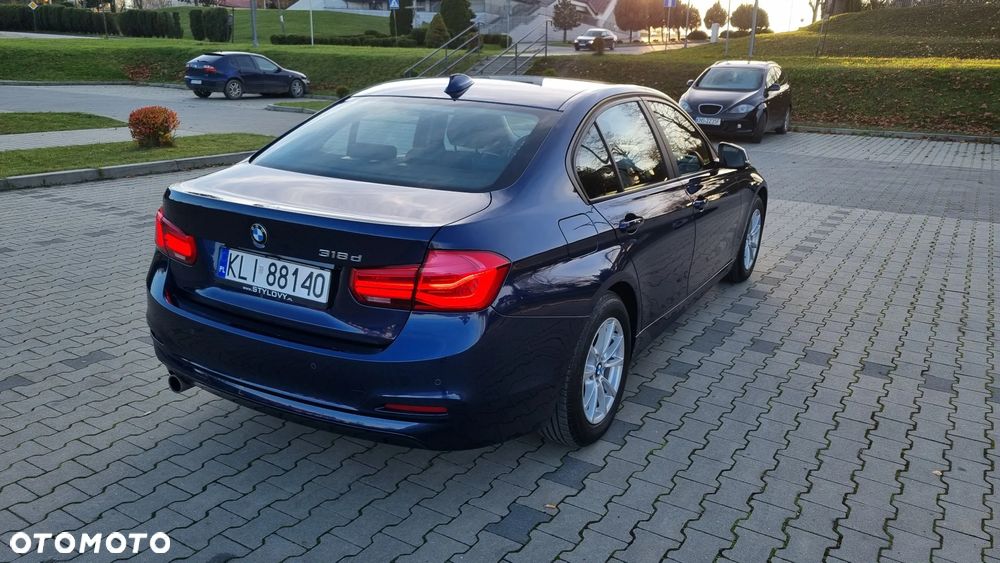 BMW Seria 3 318d Sport Line - 6