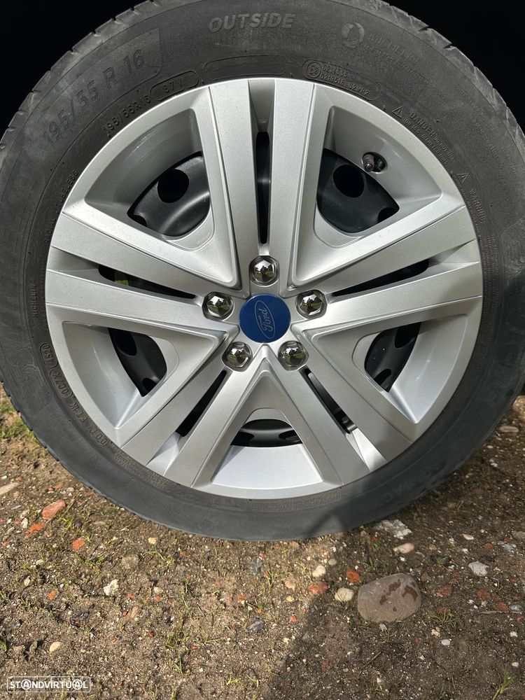 Ford Fiesta 1.1 TREND - 10