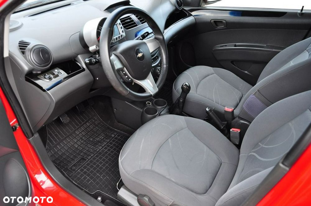Chevrolet Spark - 29