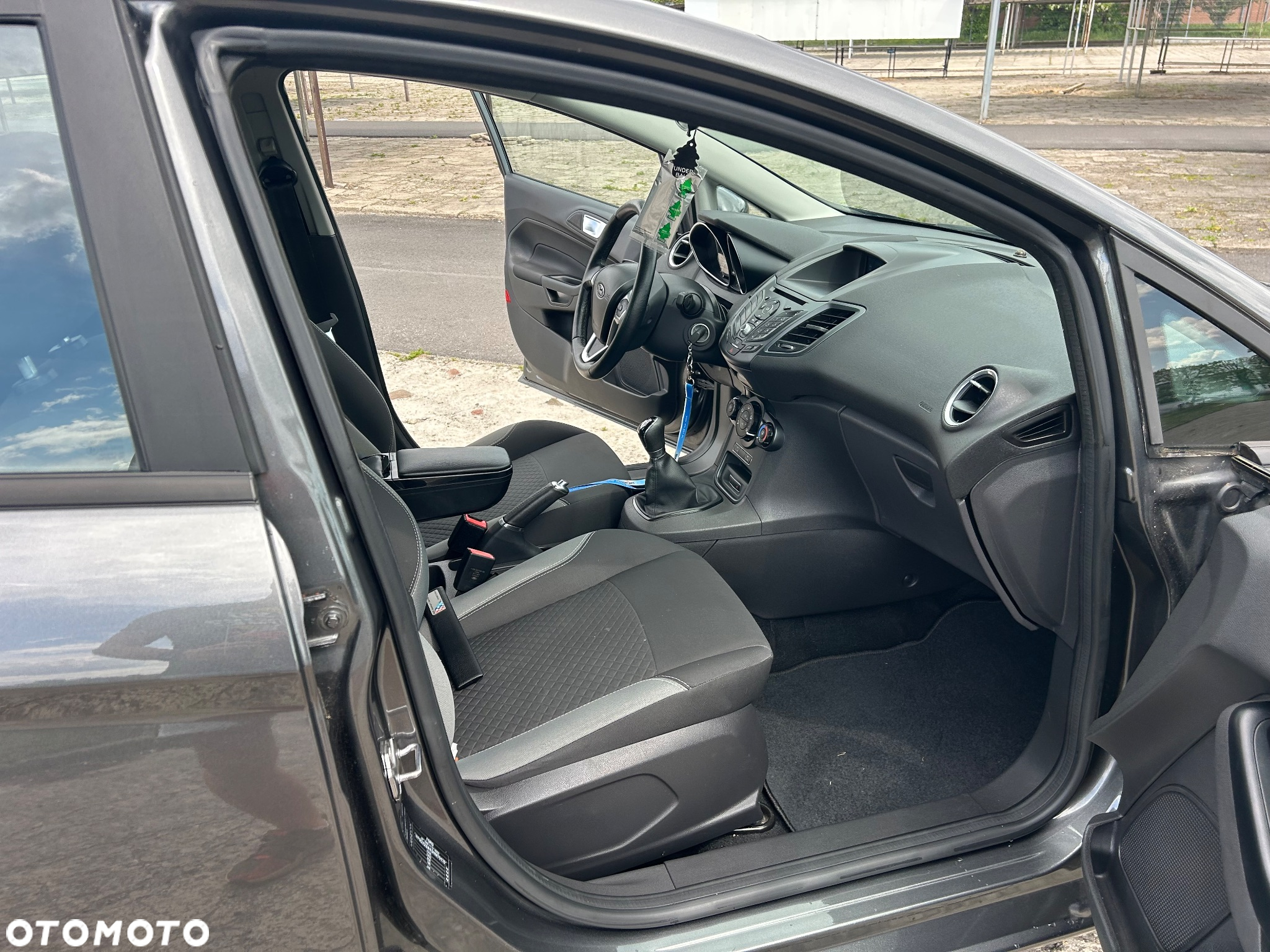 Ford Fiesta 1.0 EcoBoost Gold X EU6 - 17