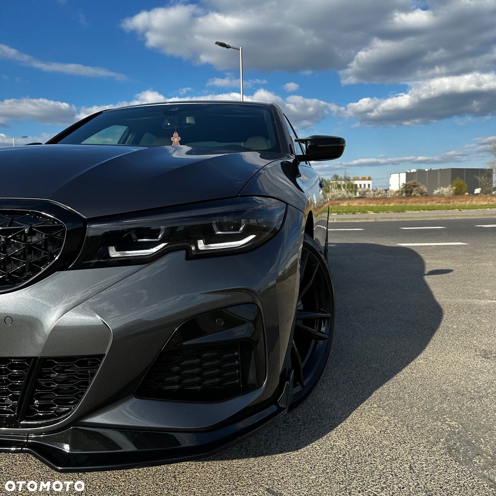 BMW Seria 3 330i M Sport - 2