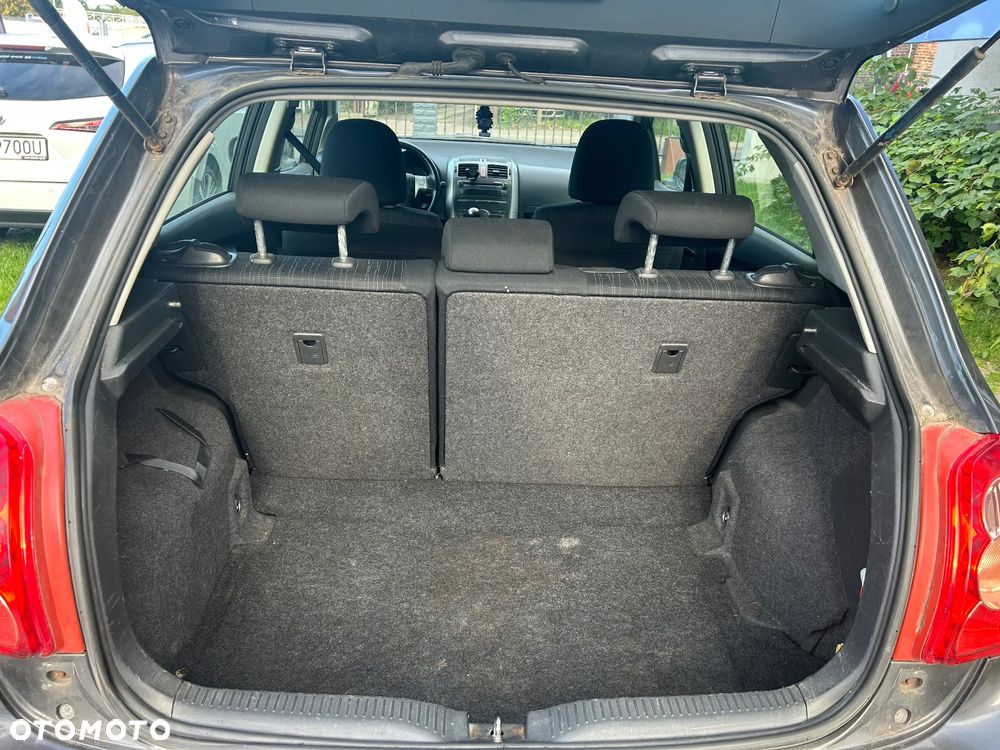 Toyota Auris 1.6 VVT-i Sol - 17