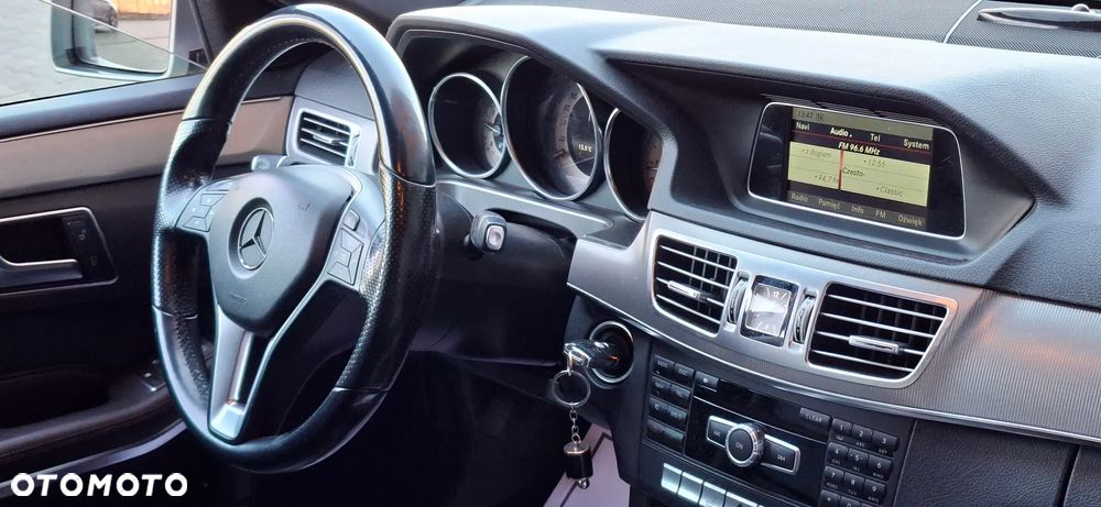 Mercedes-Benz Klasa E 200 CDI 7G-TRONIC Avantgarde - 23