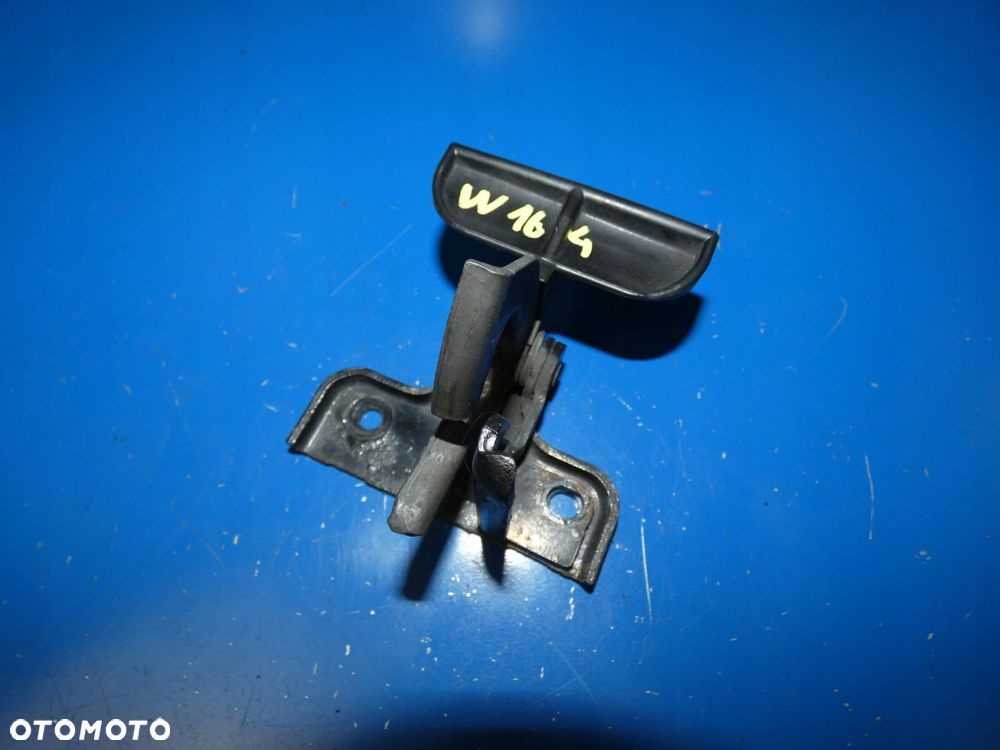 MERCEDES ML W164 RYGIEL RĄCZKA MASKI - 1