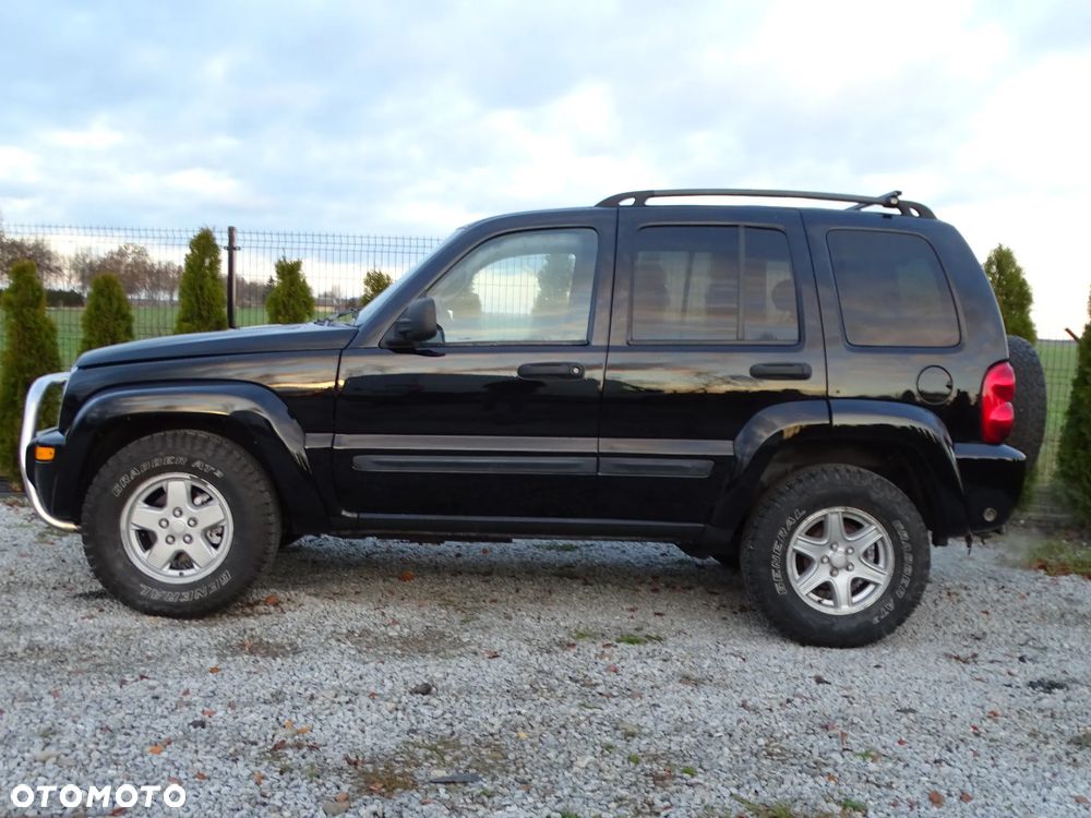 Jeep Liberty - 19