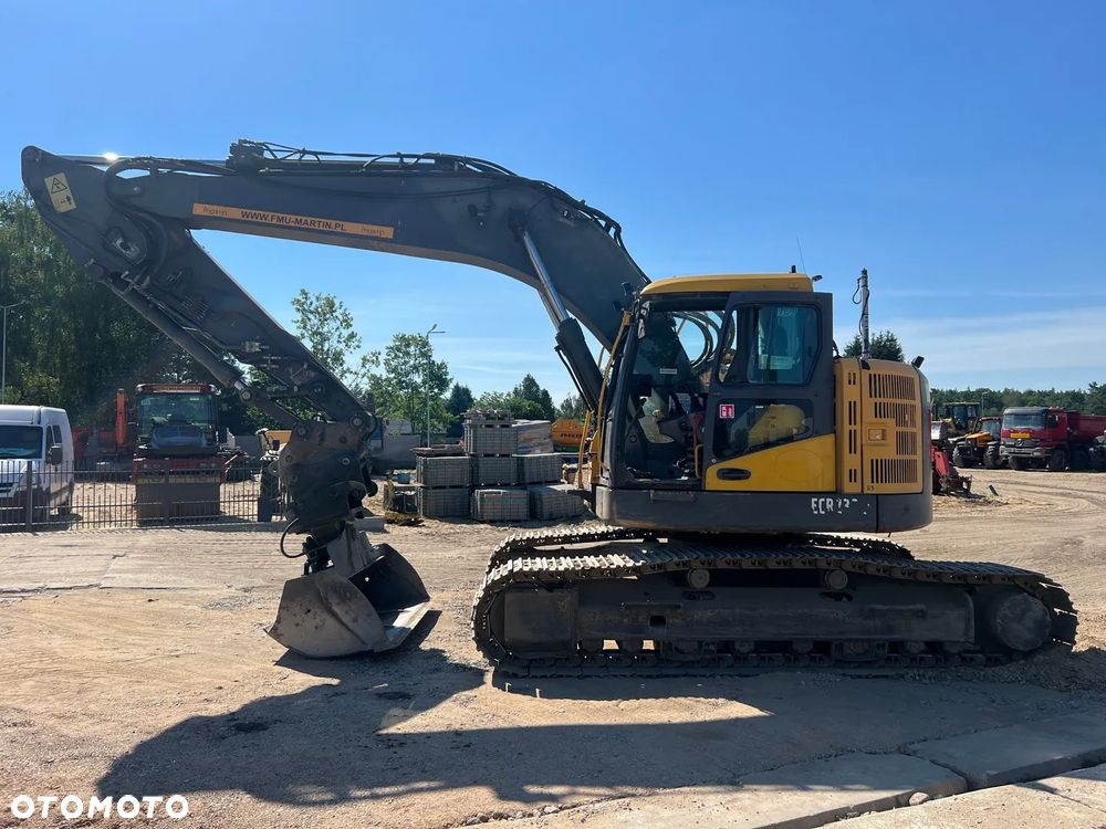 Volvo ECR235 - 7