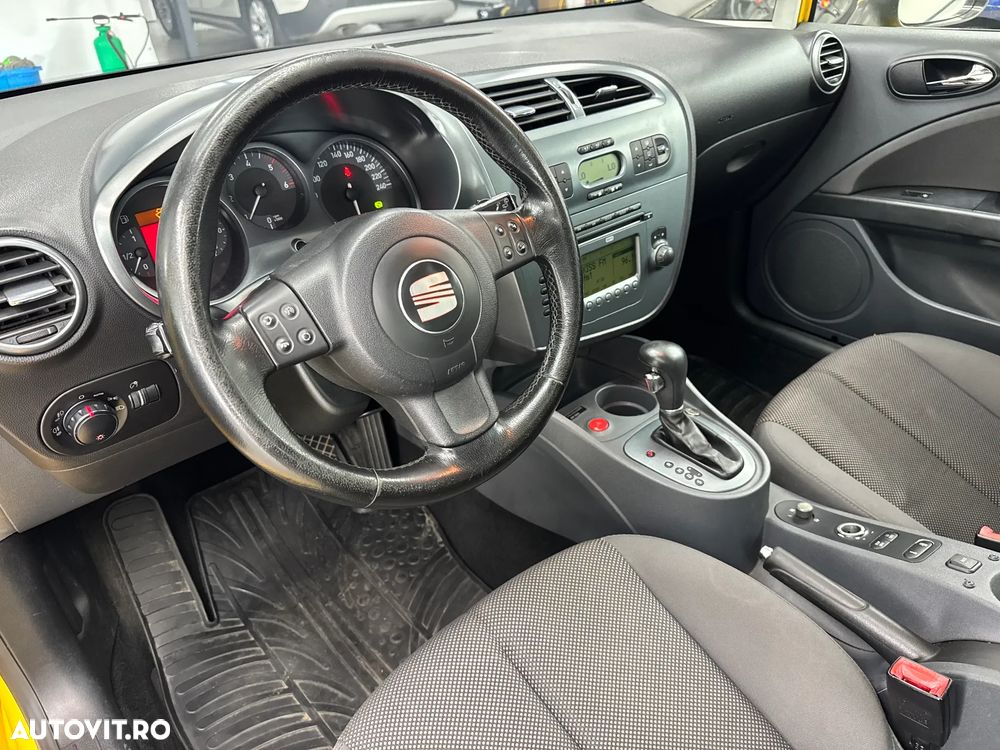 Seat Leon 2.0 TDI DPF DSG Sport - 21