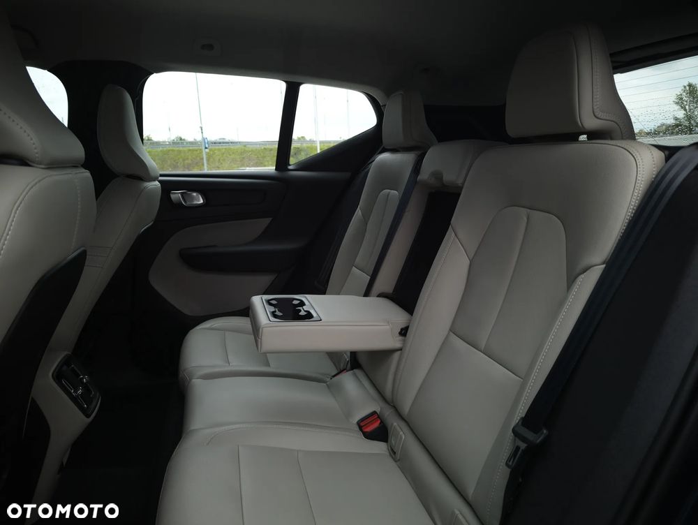 Volvo XC 40 T3 Inscription - 35