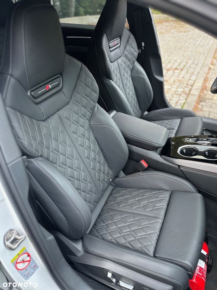 Audi A6 Avant 2025 photo 5