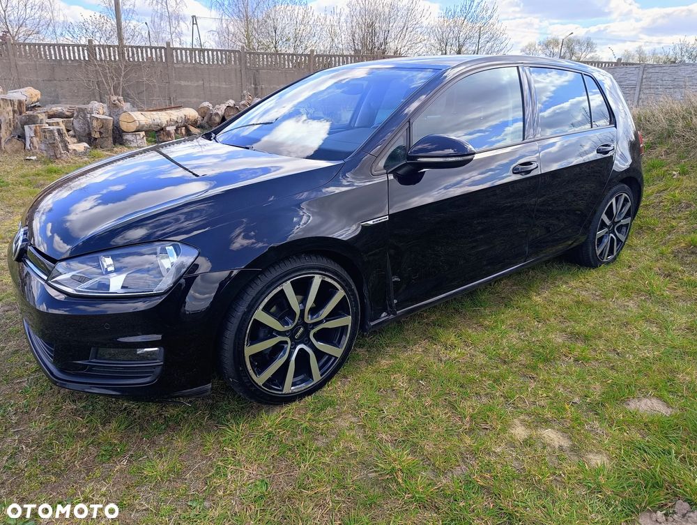 Volkswagen Golf 1.0 TSI BlueMotion Comfortline - 12