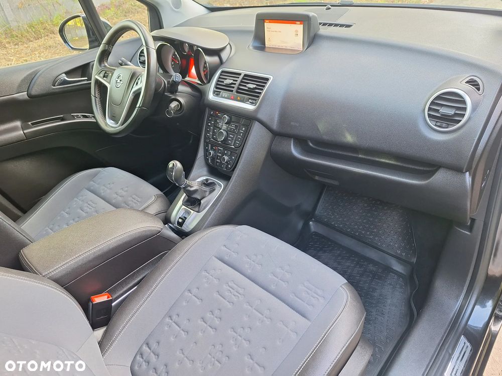 Opel Meriva - 10