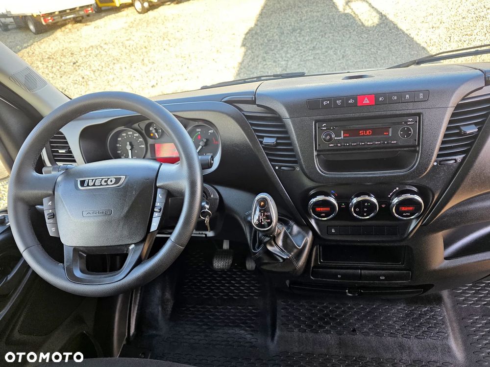 Iveco 35C17 35-170 3,0 HPI 170 KONNY KONTENER 4,2M WINDA CHŁODNIA CARRIER MROŻNIA ZASILANIE ZEWNĘTRZNE KLIMA BLIŻNIAKI DO 3,5T HIMATIC 8 BIEGOWY WEBASTO - 24