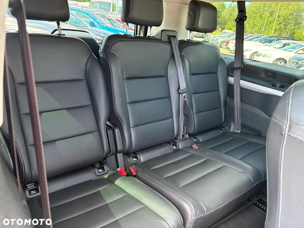 Peugeot Traveller 2.0 BlueHDi Long Business - 22