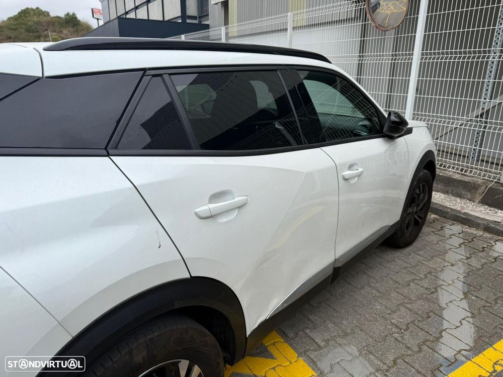 Peugeot 2008 PureTech 130 EAT8 Allure - 8