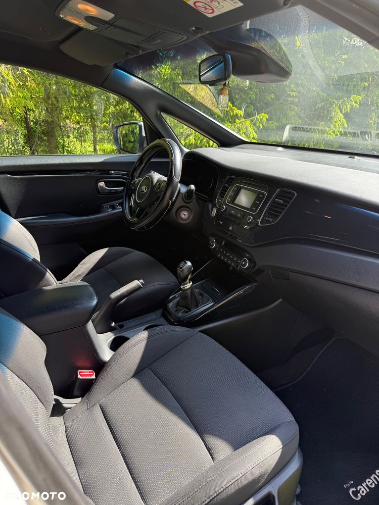 Kia Carens 1.7 CRDi XL - 10
