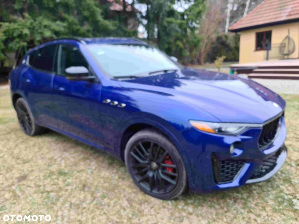 Maserati Levante Q4 - 5