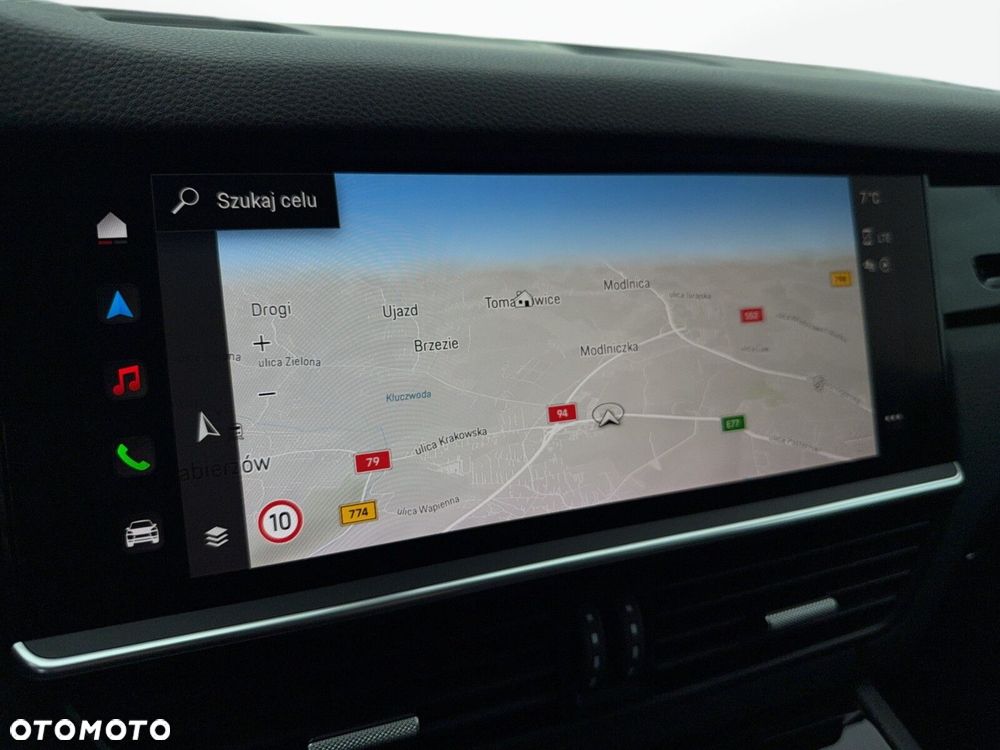 Porsche Cayenne - 23