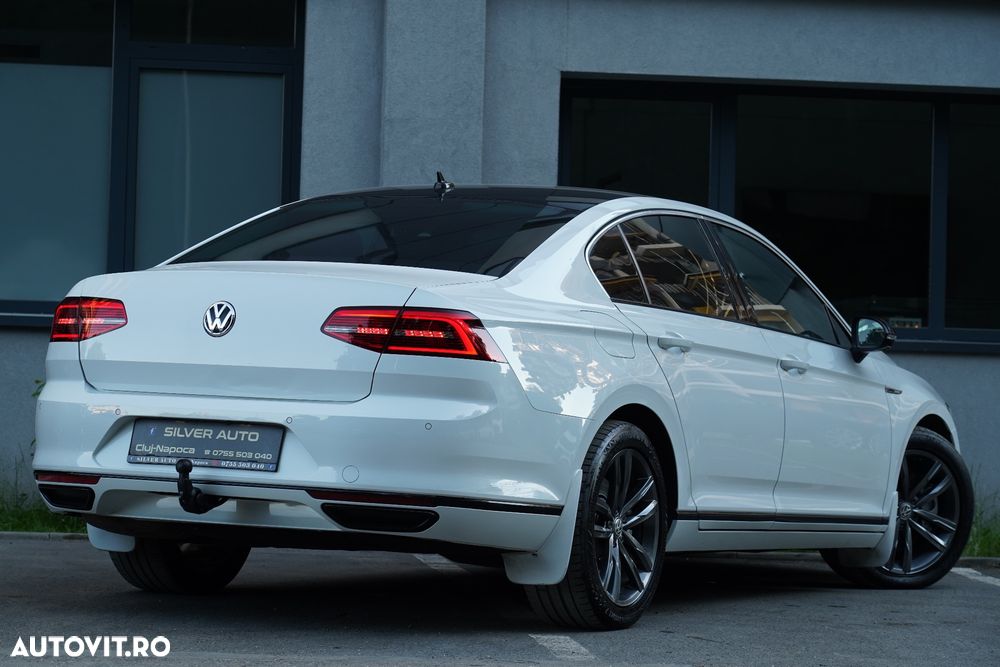 Volkswagen Passat 2.0 TDI SCR 4Motion DSG Highline - 23