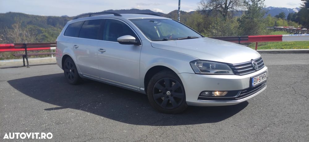 Volkswagen Passat 2.0 TDI Blue TDI DSG Comfortline - 2