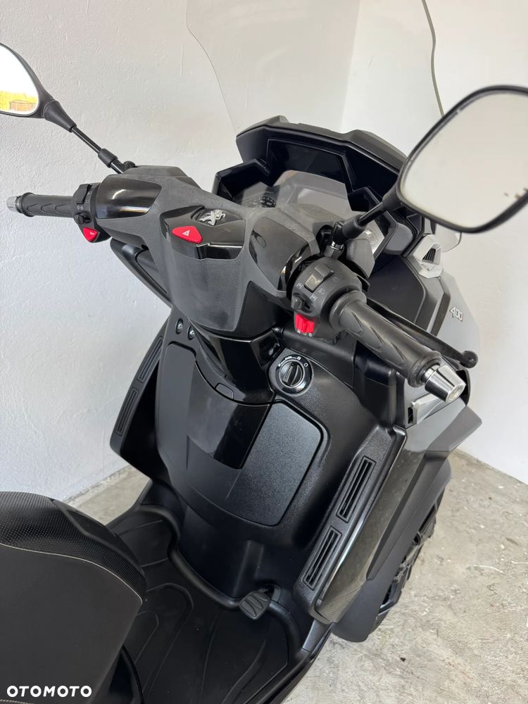 Peugeot Metropolis - 17