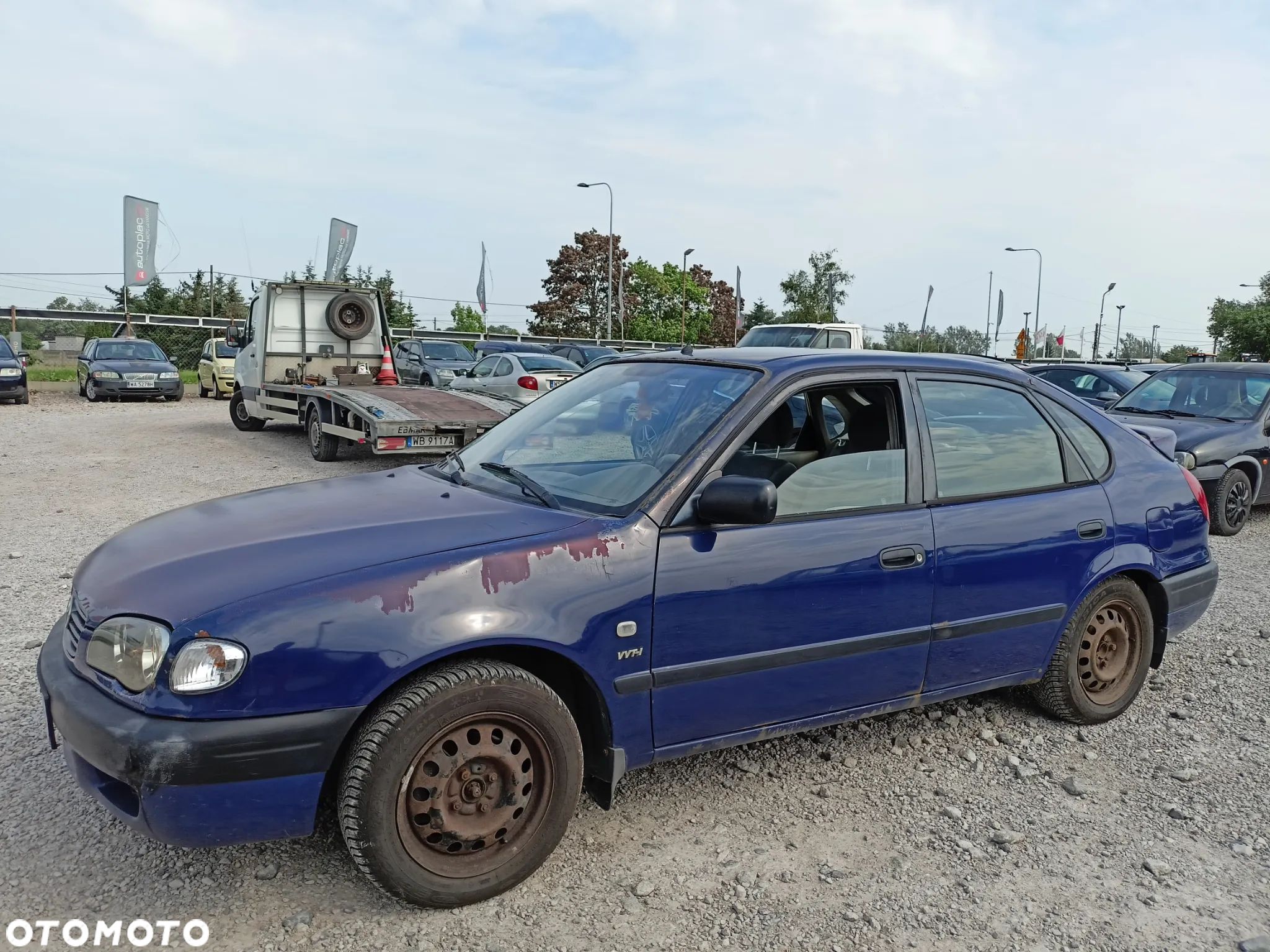 Toyota Corolla - 1