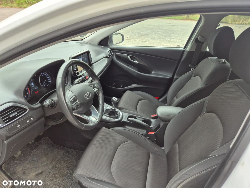 Hyundai i30 1.4 T-GDI Premiere Style - 14