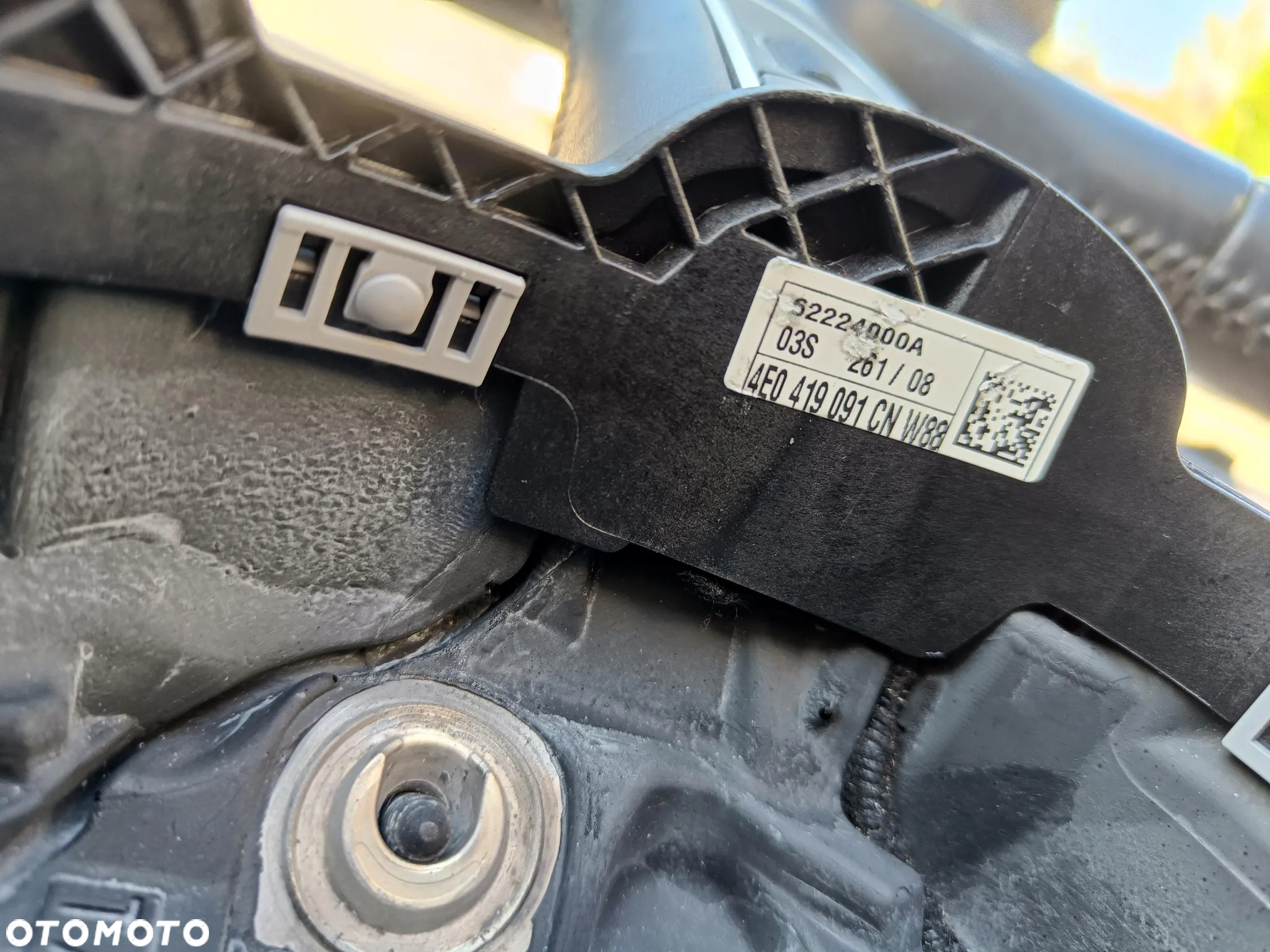 AUDI A6 C6 A8 D3 LIFT Q7 KIEROWNICA CZARNA SOUL ŁOPATKI 4E0419091CN - 12