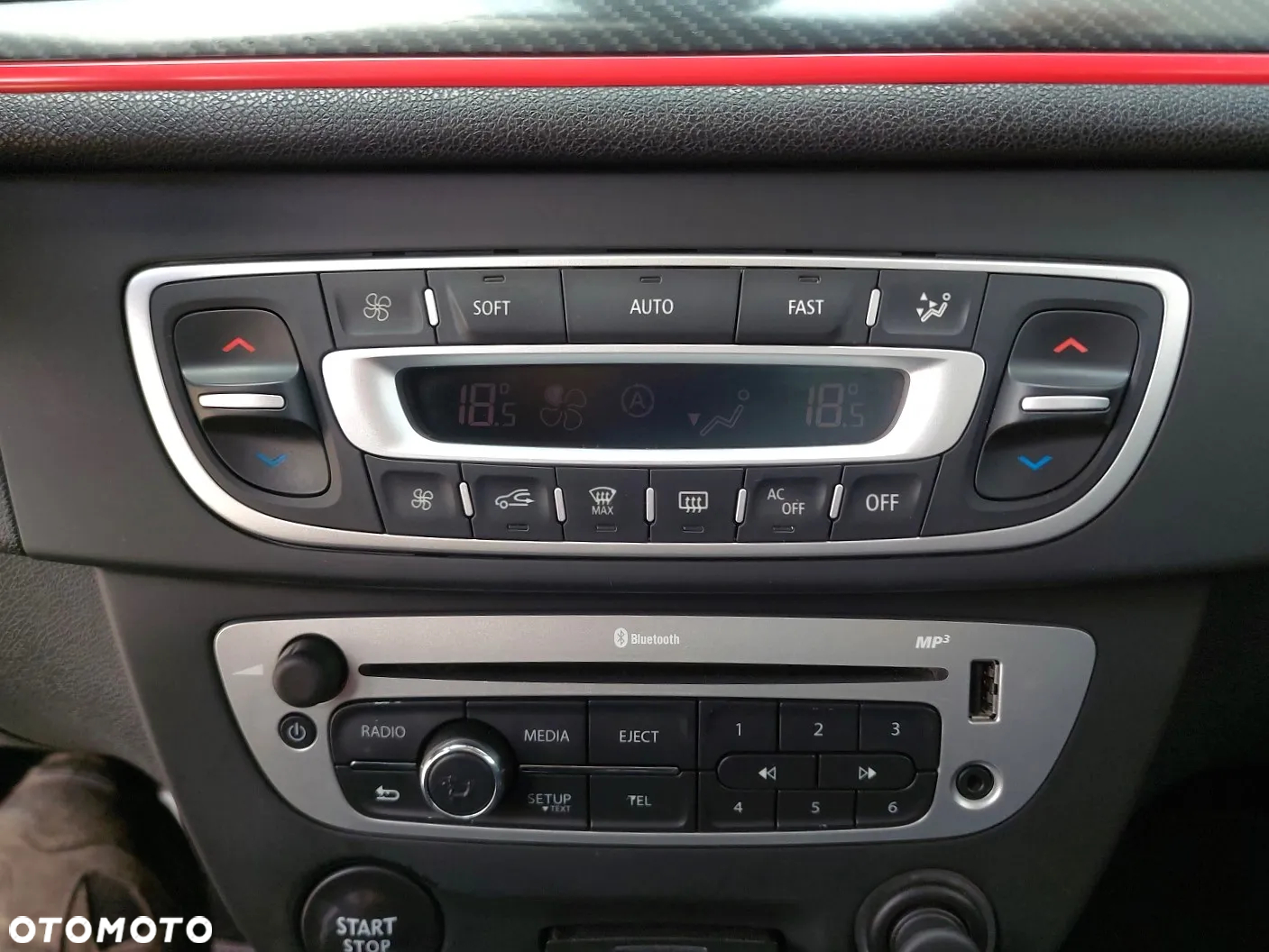 Renault Megane 1.6 dCi Energy Limited EU6 - 23
