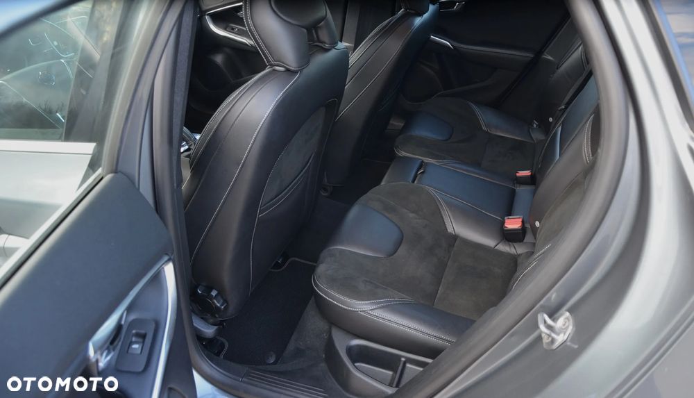 Volvo V40 D2 RDesign - 15