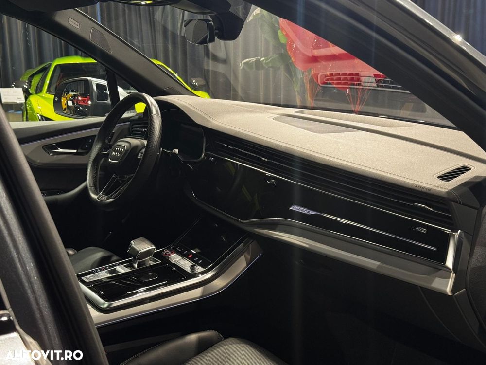 Audi SQ7 quattro Tiptronic - 15