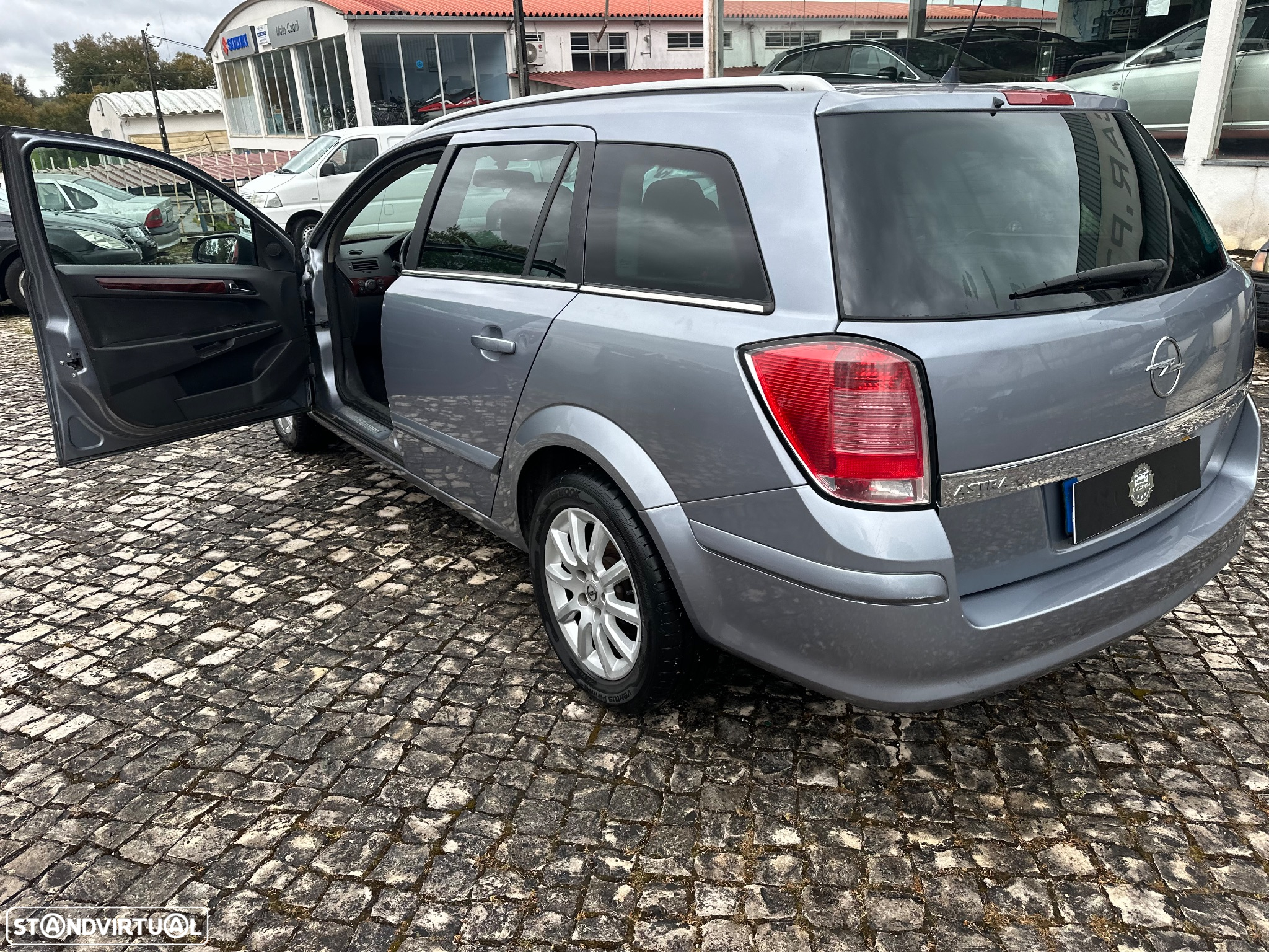 Opel Astra Sports Tourer - 17
