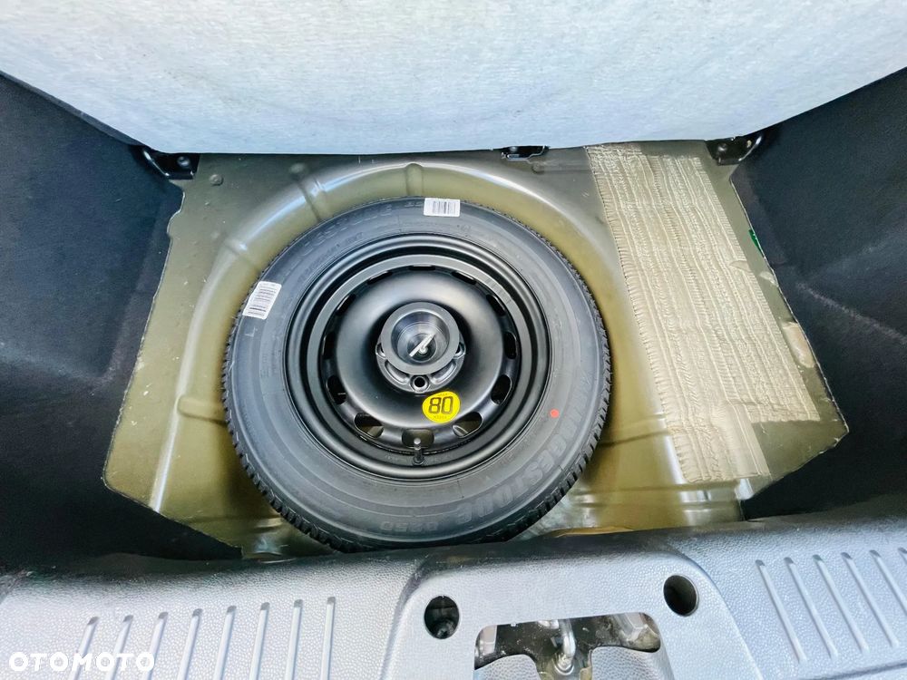 Ford Fiesta 1.25 SYNC Edition - 20
