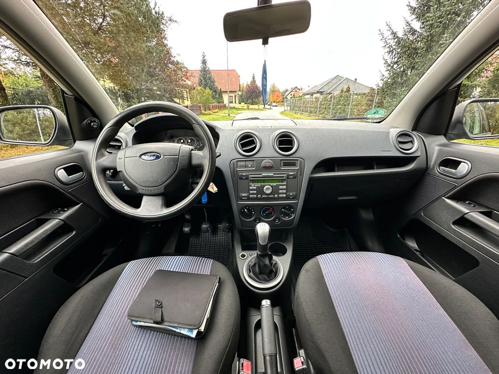 Ford Fusion 1.25 Ambiente - 28