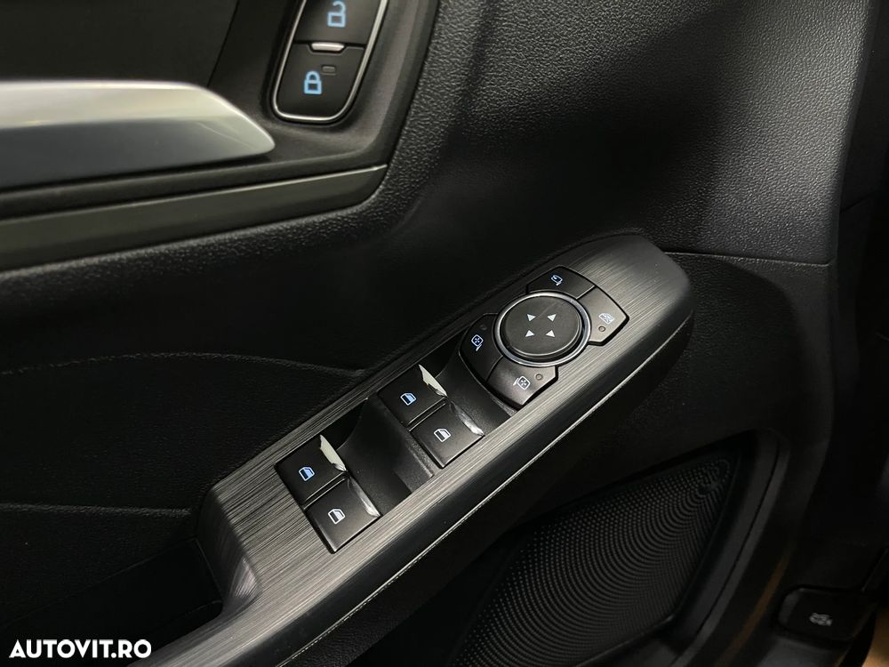 Ford Kuga 1.5 EcoBlue Aut. TITANIUM - 18