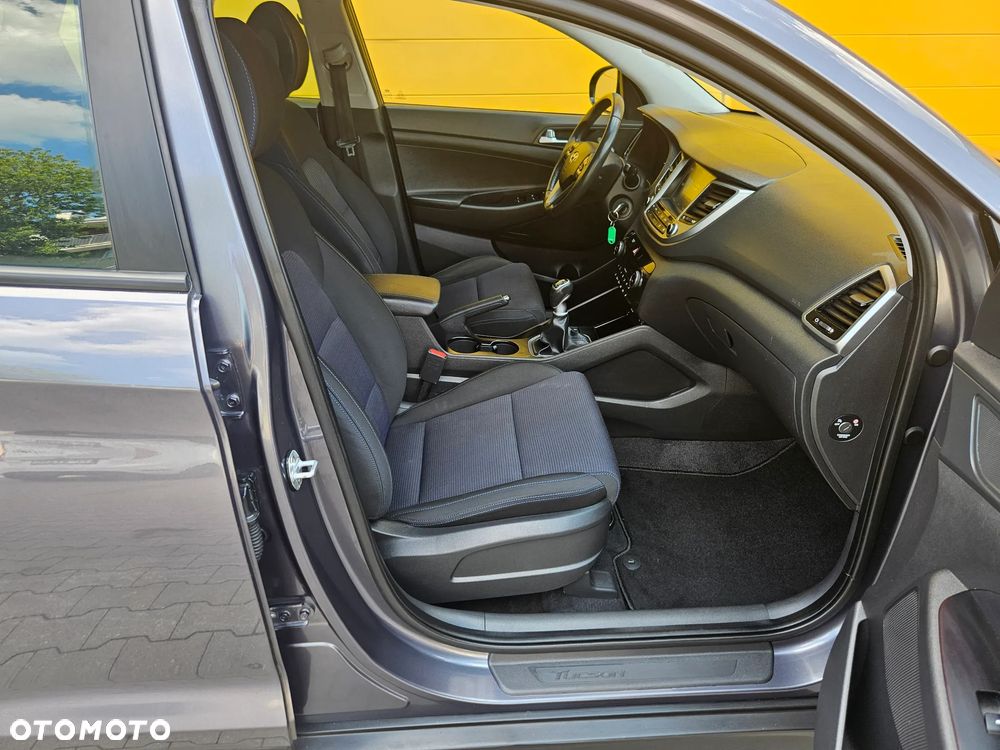 Hyundai Tucson blue 1.6 GDi 2WD Navi - 30