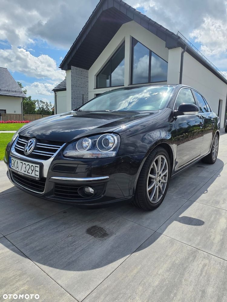 Volkswagen Jetta 2.0 TDI DPF Comfortline - 12
