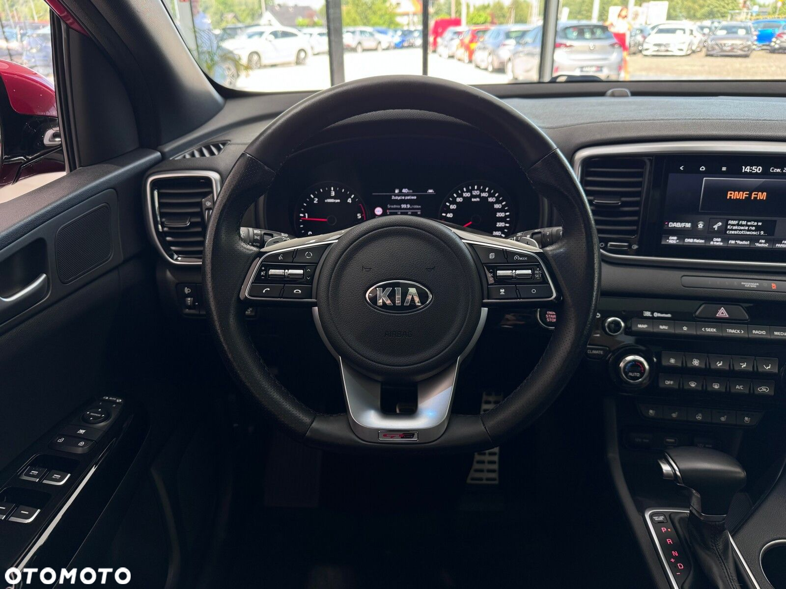 Kia Sportage - 16