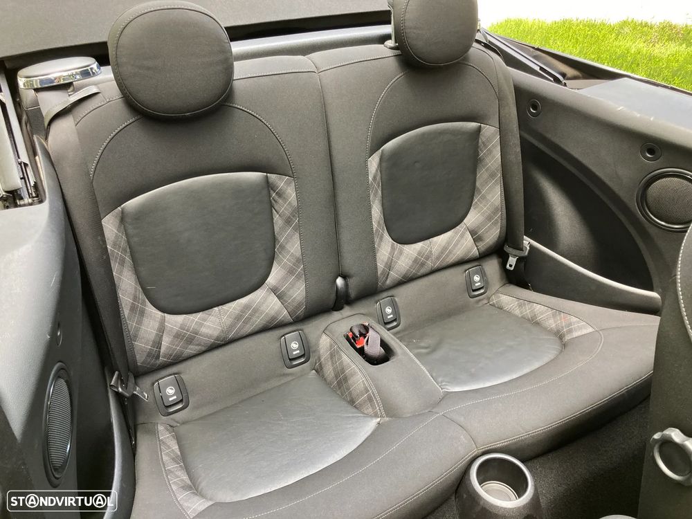 MINI Cabrio Cooper D - 8