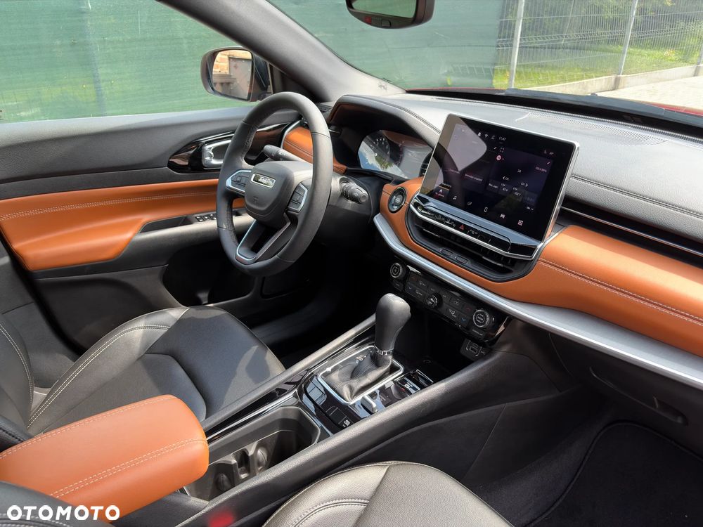 Jeep Compass - 24