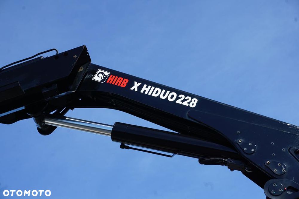 Mercedes-Benz AROCS / 2643 / 6 X 4 / SKRZYNIOWY + HDS / HIAB 228 E – 4 / WYS. 13 M - 25