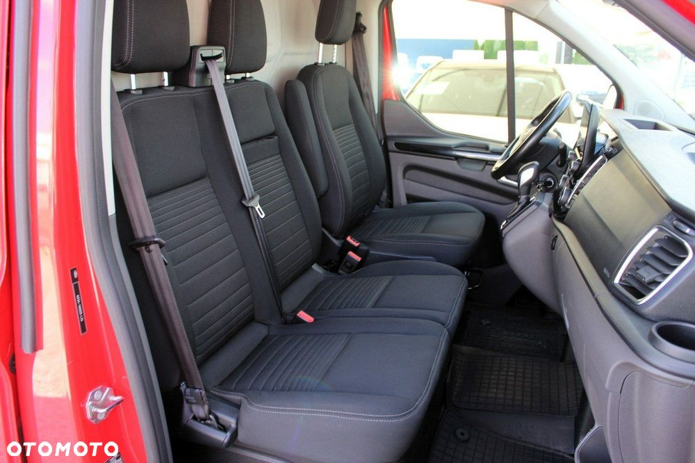 Ford Transit Custom - 13