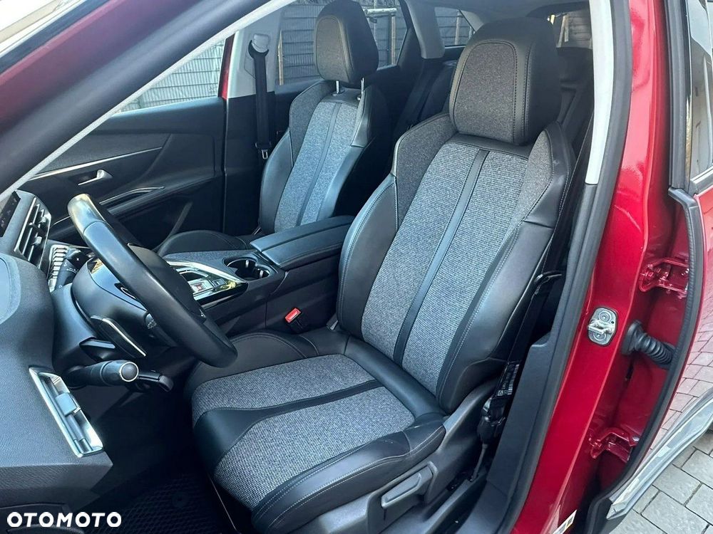 Peugeot 3008 1.2 PureTech Allure S&S EAT8 - 14