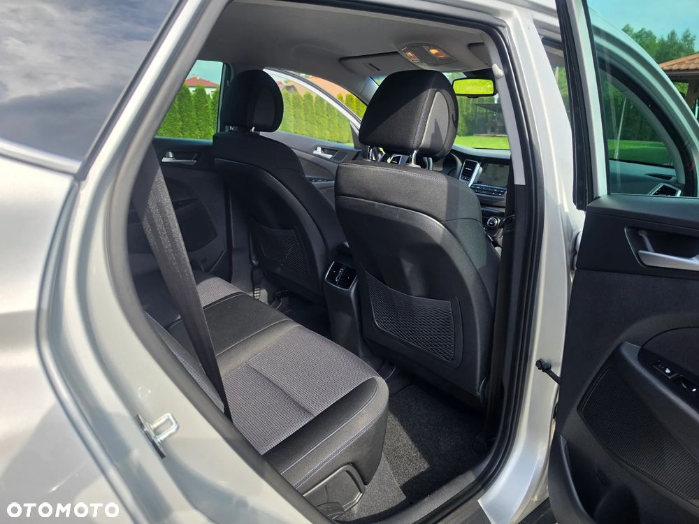 Hyundai Tucson blue 1.6 GDi 2WD Intro Edition - 37