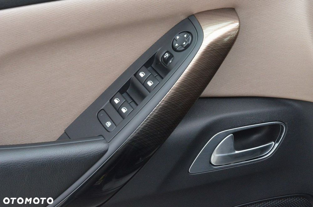 Citroën C4 Grand Picasso 2.0 BlueHDi Exclusive - 23