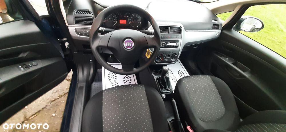 Fiat Grande Punto - 37