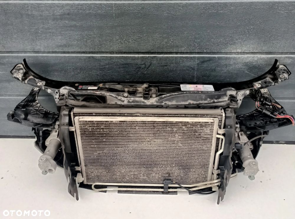 PAS PRZEDNI ,WENTYLATORY - AUDI A4/B6 - 2,4 BENZYNA /AUTOMAT - 1