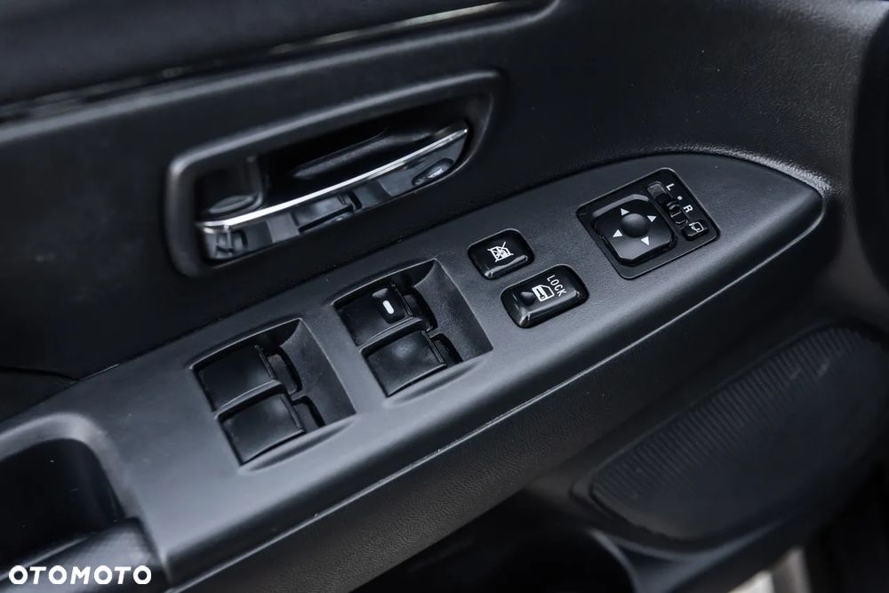 Mitsubishi ASX 1.6 Invite Navi - 19