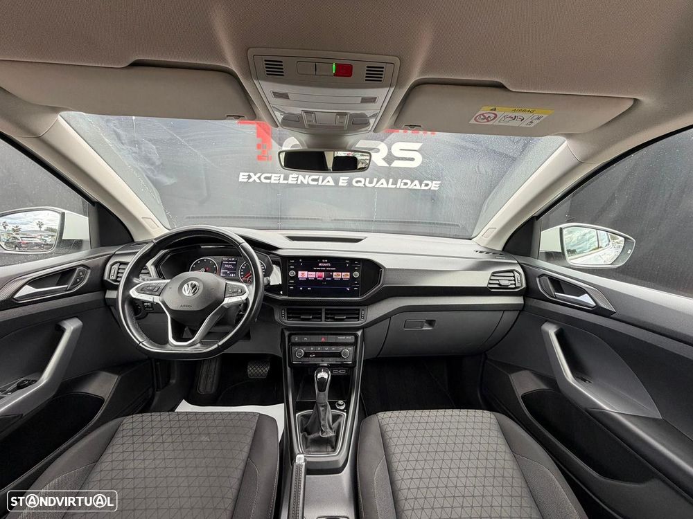 VW T-Cross - 15
