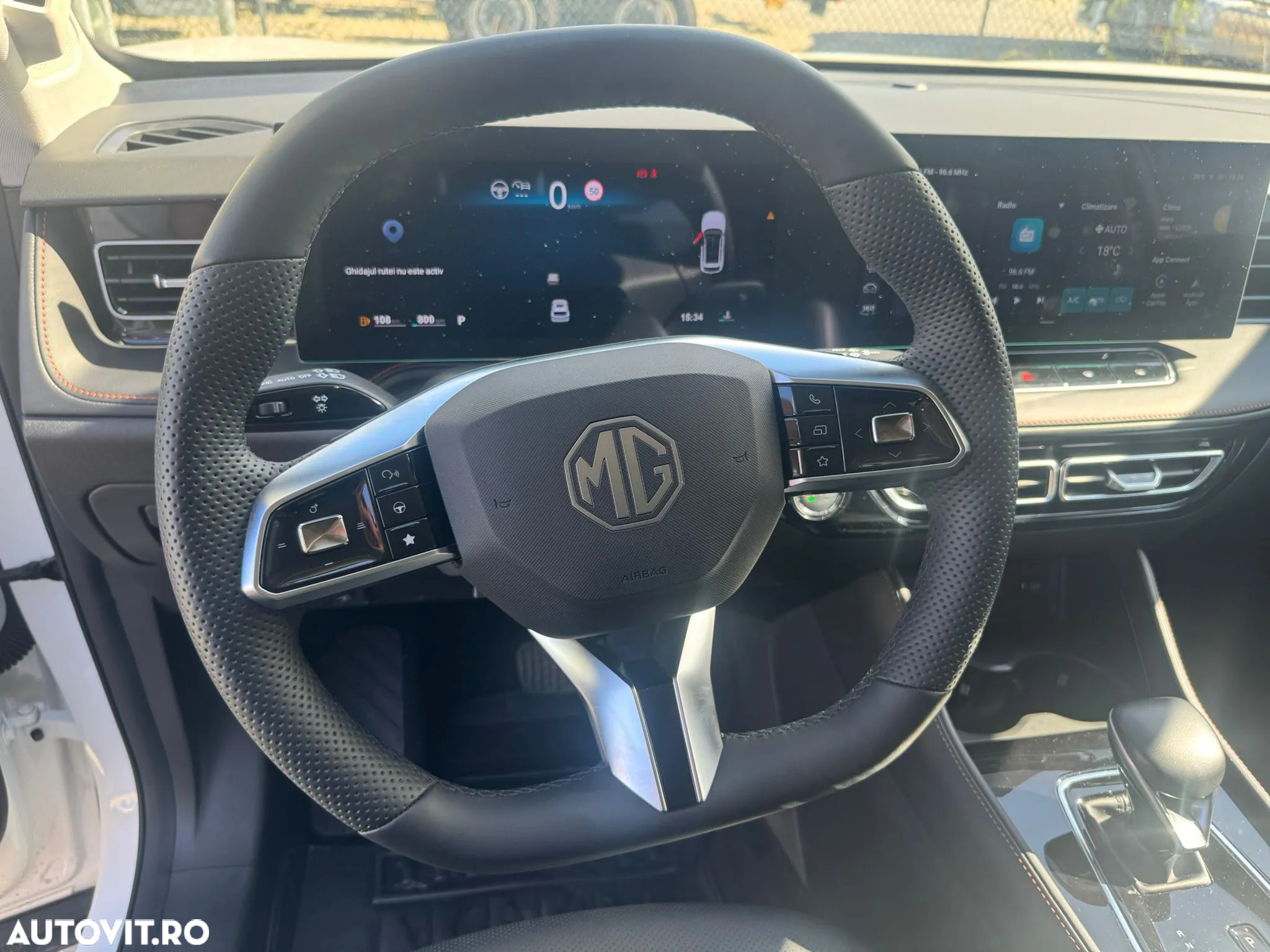 MG HS 1.5 T-GDi 7DCT Exclusive - 14